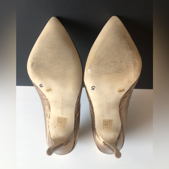 BCBGeneration Bronze Heels US 10 - Picture 8 of 10